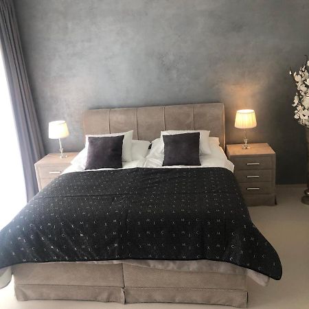 Terrace Apartment Прага Екстер'єр фото