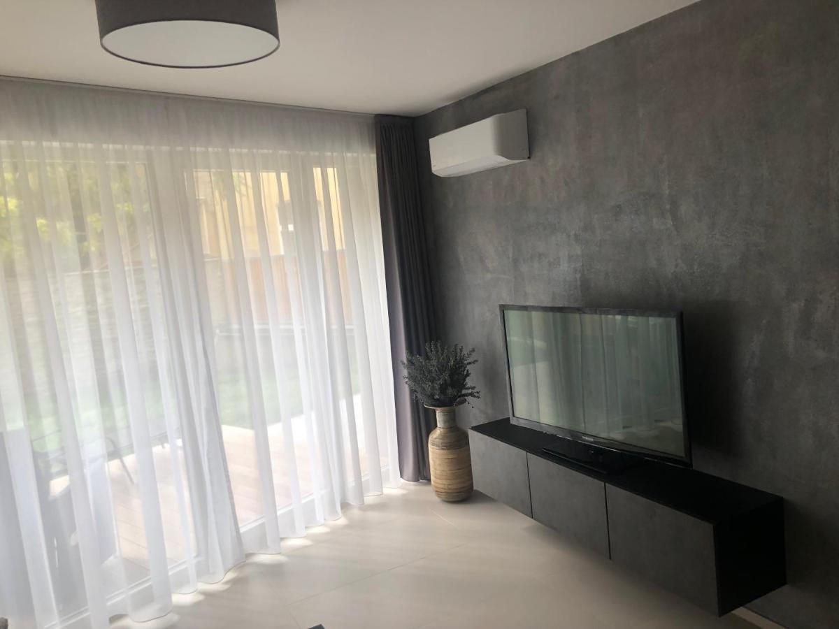 Terrace Apartment Прага Екстер'єр фото